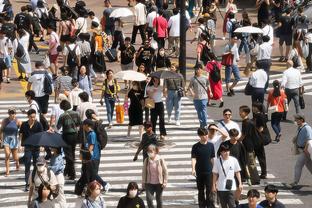 法国队在欧洲杯上3次遭遇荷兰队，常规时间1平2负没有取胜过